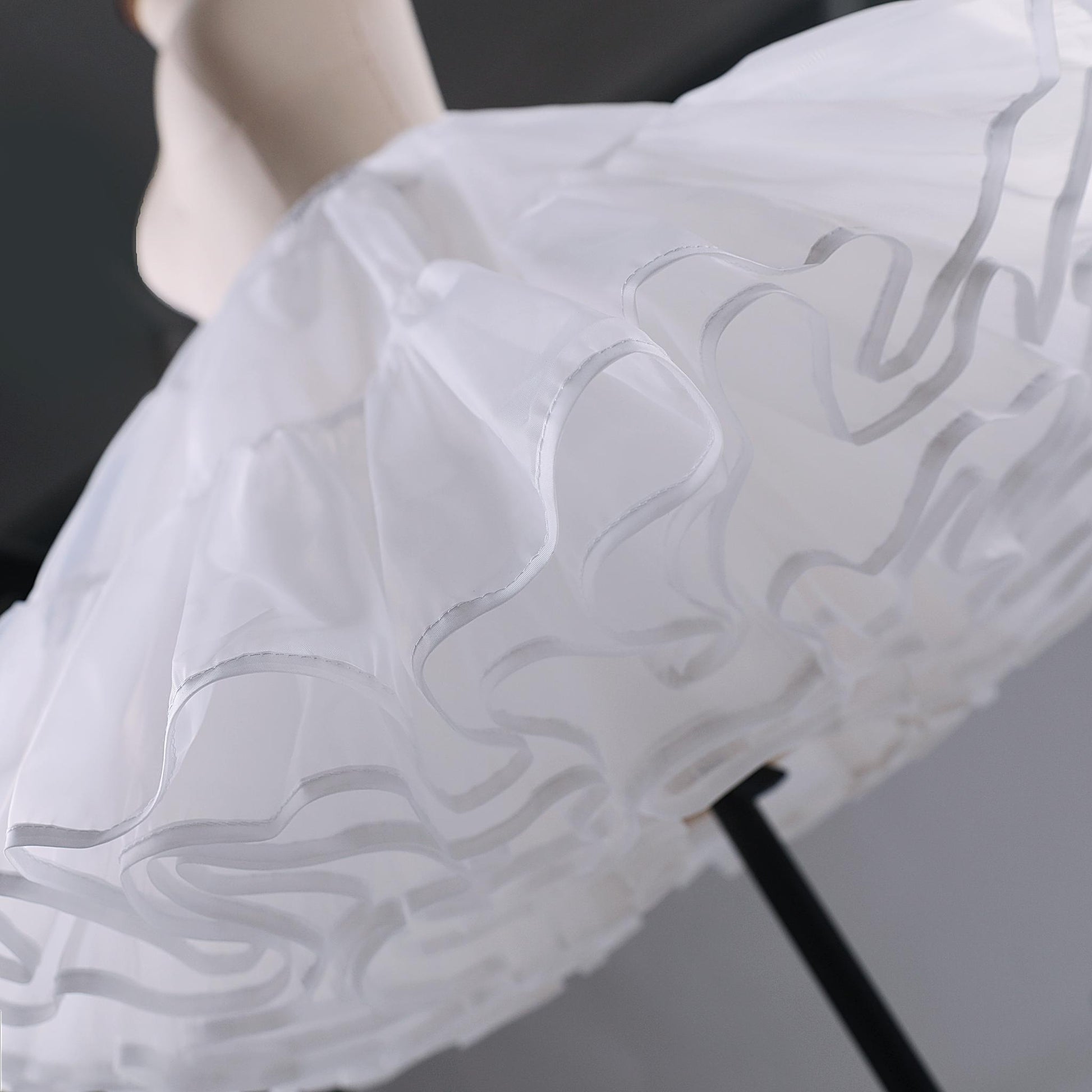 Noloria - 17.7" (45 cm) Organza Lolita Puffy White Petticoat 43720:789300