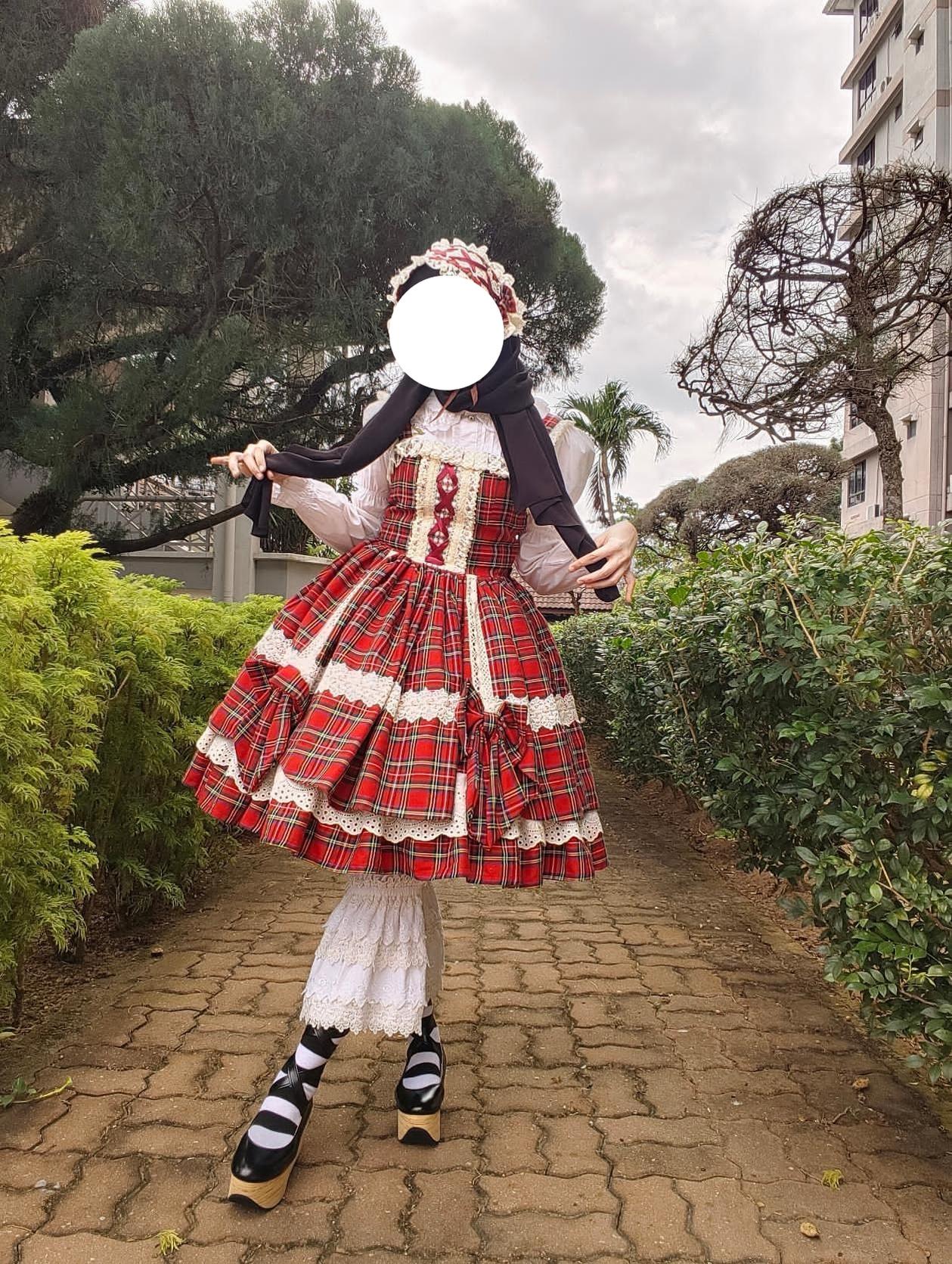 Noloria 48cm (18.9") Medium-High Volume Petticoat, Petal Edge 43720:832011